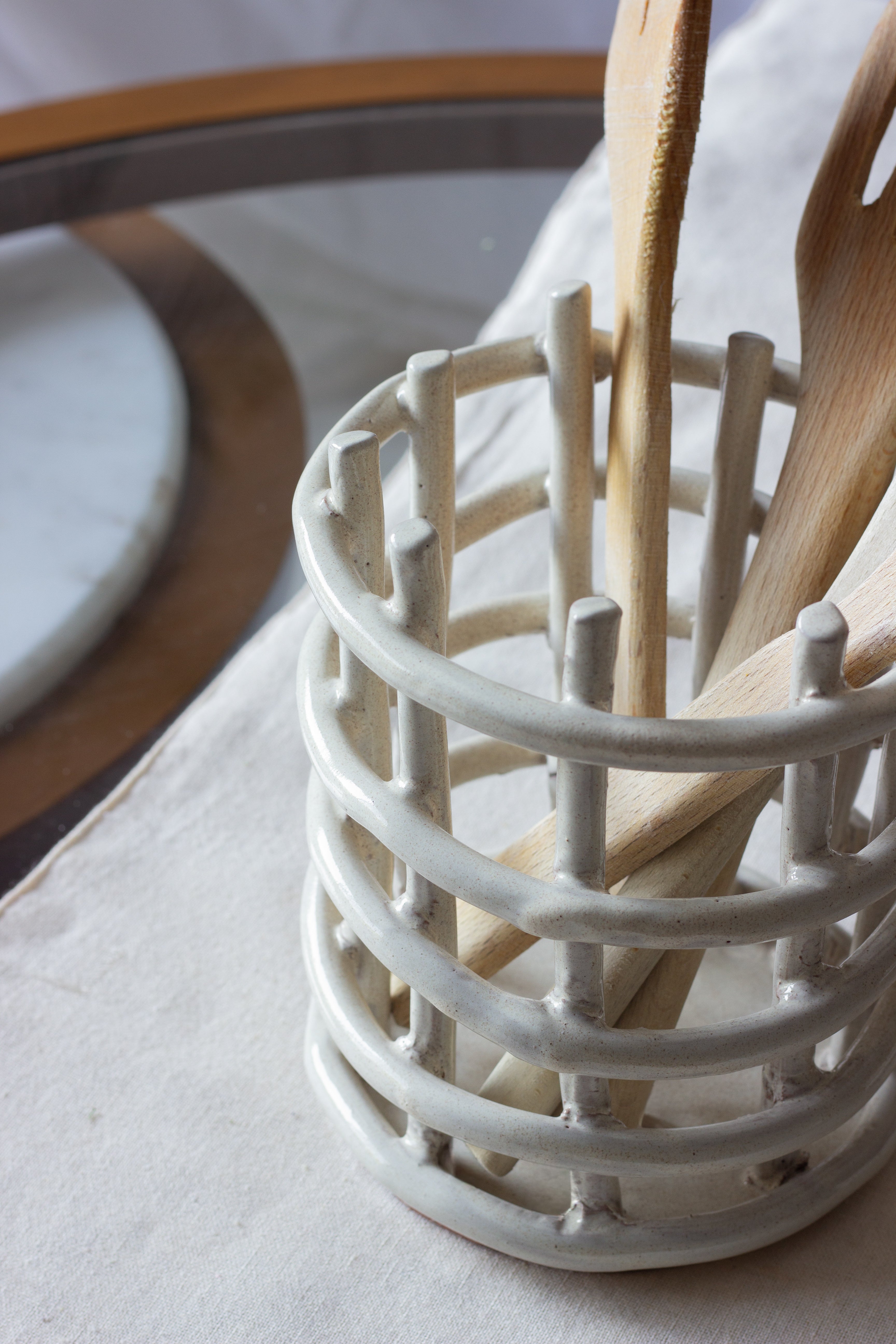 The Mesh Kitchen Organizer